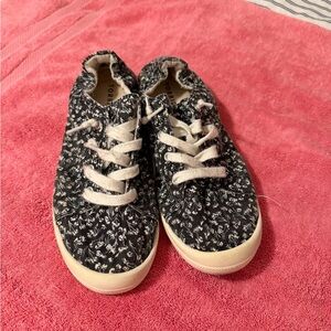 Torrid Black and White Floral Patterned Sneakers Sz 10W Wide